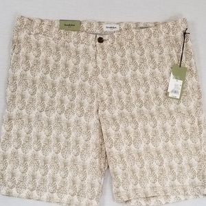 Goodfellow Mens Pineapple pattern Shorts size 42
